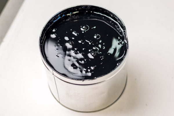 Algae Ink: A Carbon-negative Replacement For Petrochemicals In Printing & Apparel